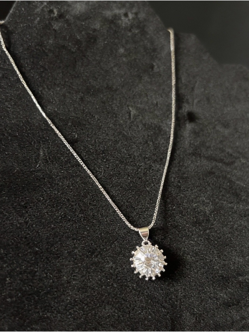 Moissanite Diamond Cluster Pendant on 18” Sterling Silver Chain NWT